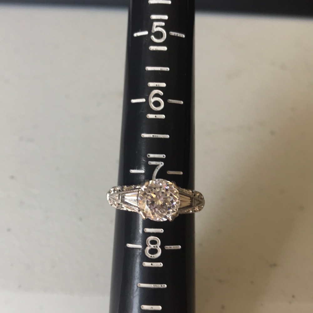 Tacori 925 Sterling Silver Round 100 Facet Ring